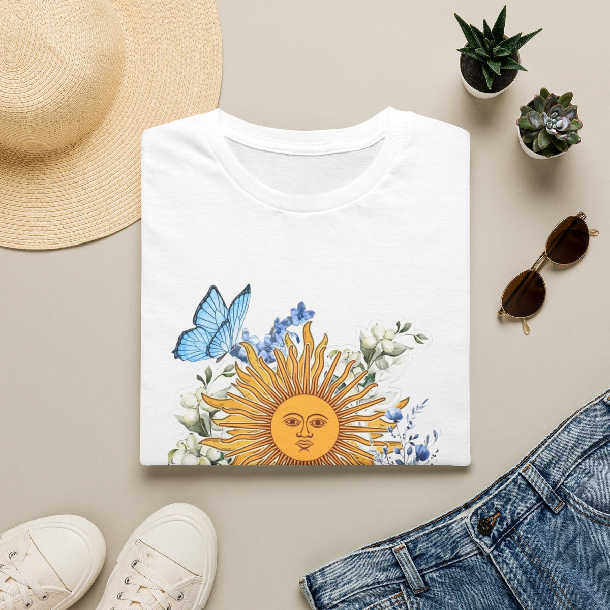 Sol de Mayo Argentina Graphic T-Shirt