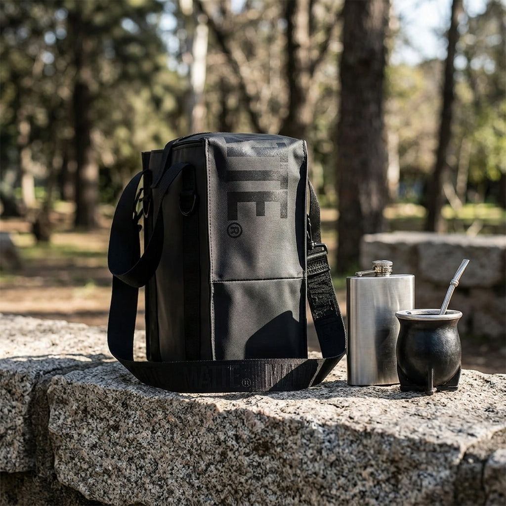 Insulated matera bag — Outdoor Lifestyle Scene | Generated by Modelize